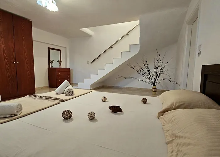 Jasmine House