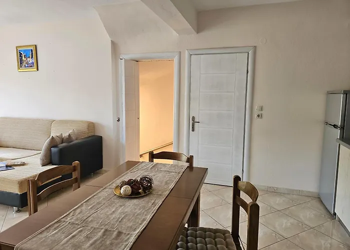 Apartment Jasmine House Potos